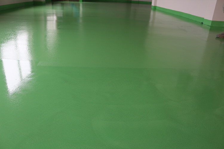 固化地坪與環(huán)氧地坪：哪個更適合你？